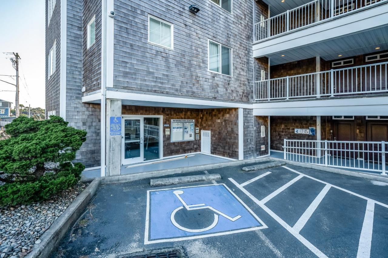 Oceanfront Contemporary Apartment Lincoln City Exterior photo